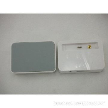 for iPhone 5 Docking Station with 3.5mm Audio out